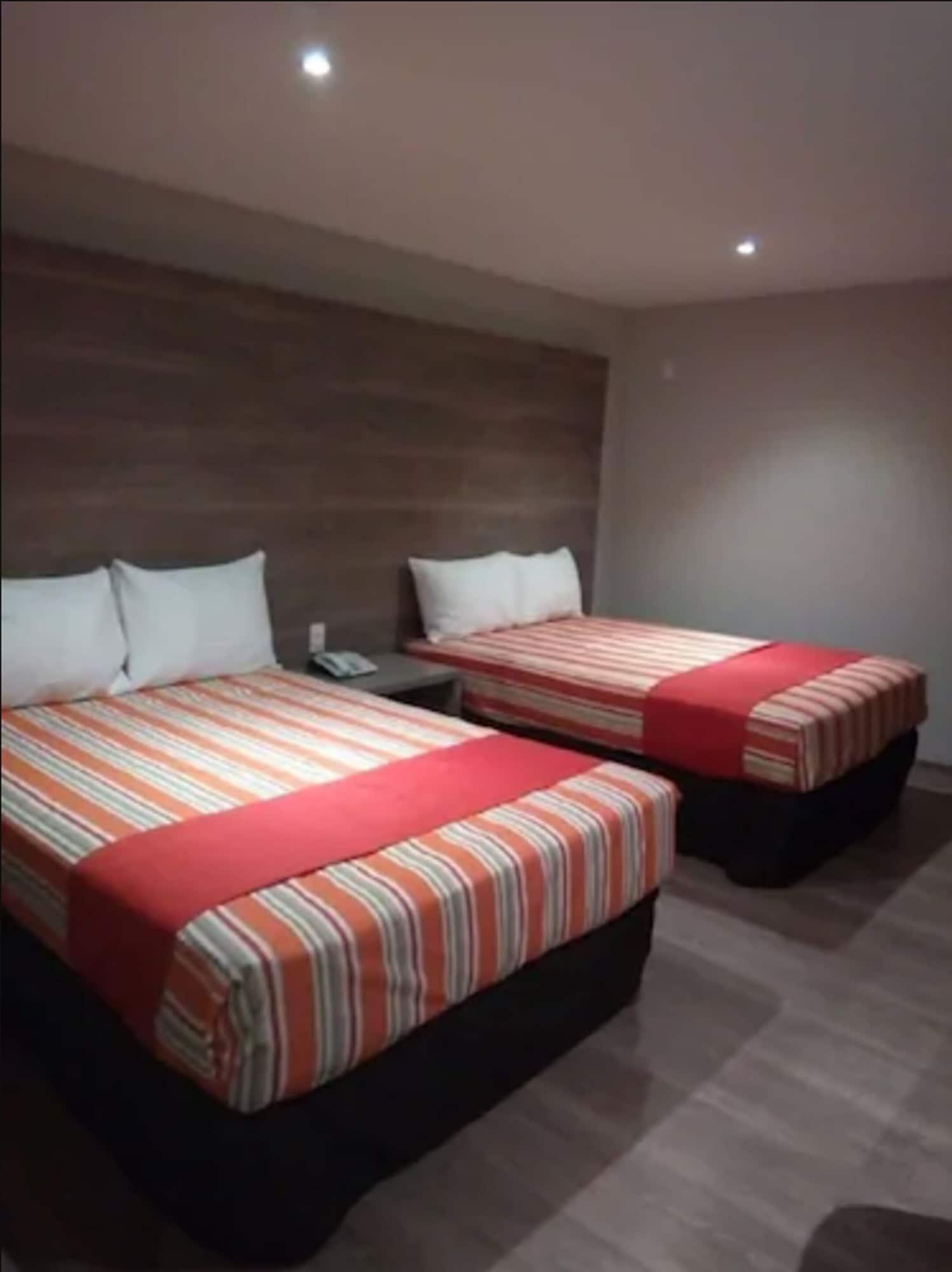 Corinto 4* Mexiko-Stadt